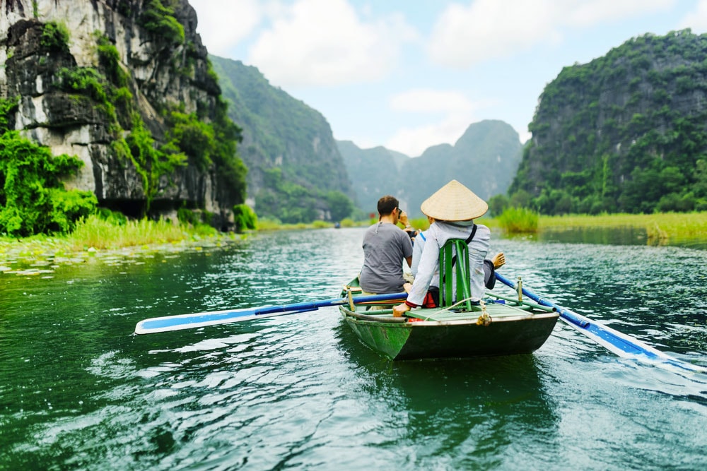 Hà Nội Hoa Lư Tam Cốc 1 Ngày | Du Lịch Miền Bắc | Art Travel